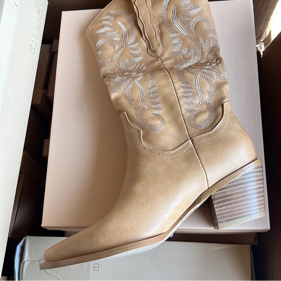 Billini Danilo Western Boots in Camel Brown - Picture 4 of 6